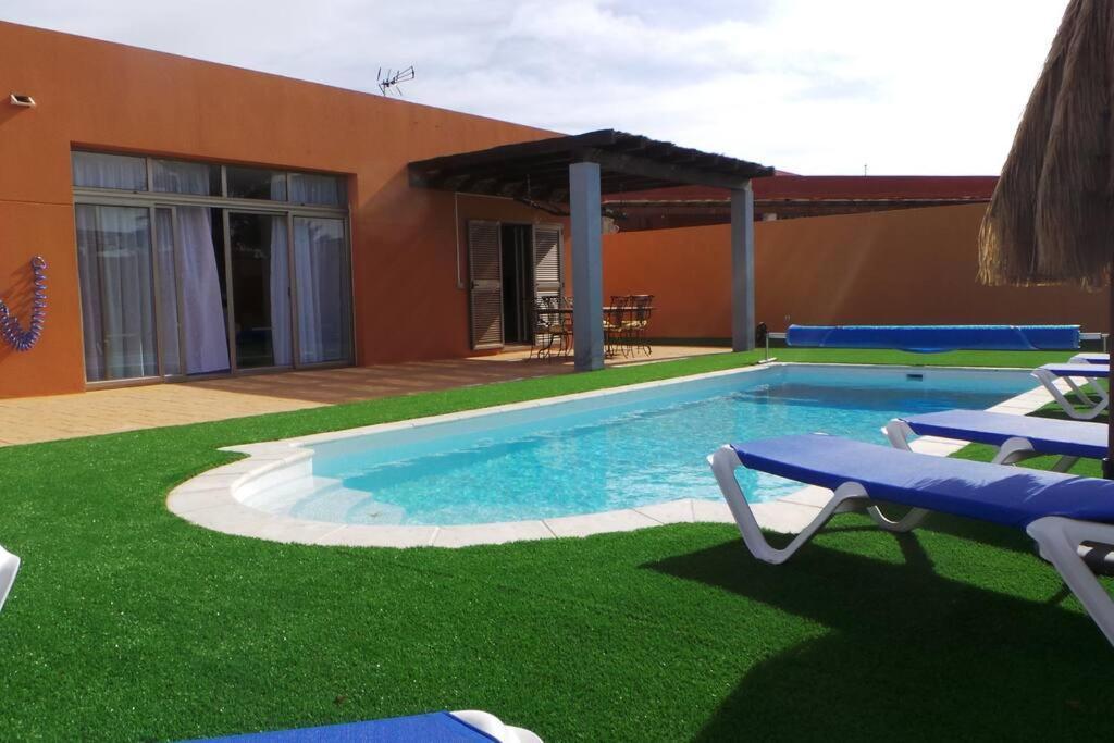 Luxury Villa At Golf Course Costa De Antigua Exterior foto